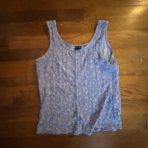 Purple flower pattern tank top. Size 10-12 in Kids